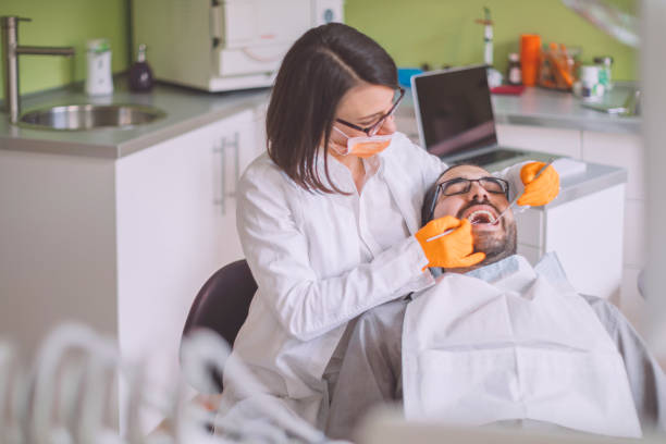 Best Emergency Treatment for Toothache in Hlsboro, IL